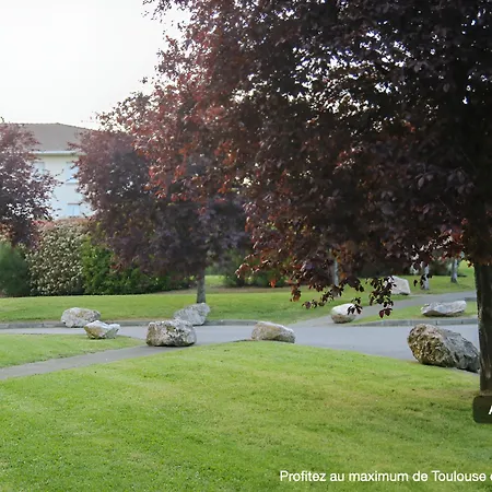 Redlounge - Avec Piscine Et Jardin