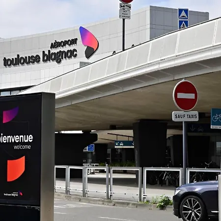 Redlounge - Avec Piscine Et Jardin Toulouse