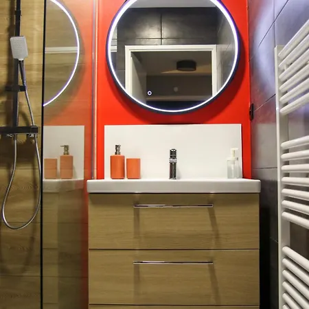 Redlounge - Avec Piscine Et Jardin Daire